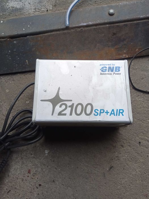 Prostownik GNB 2100 SP+air