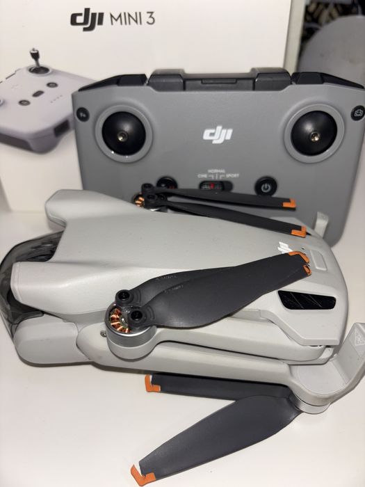 Drone DJI Mini 3 normal (sem danos)