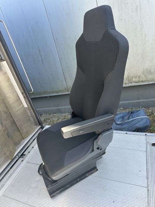 Пневмосидіння Man Daf Mercedes