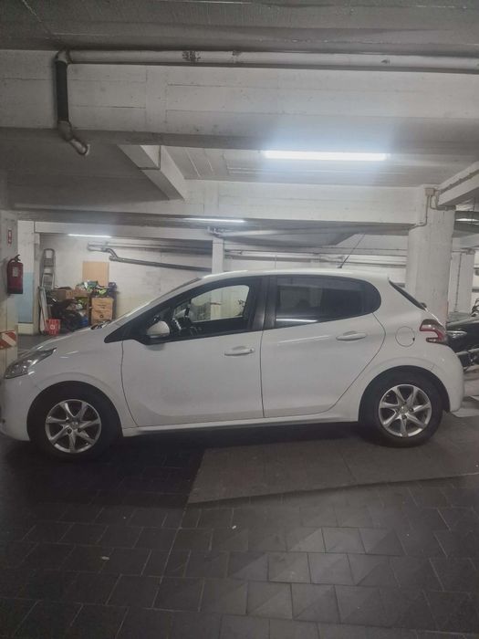 Vendo Peugeot 208 1.4 HDi 2013 Nacional