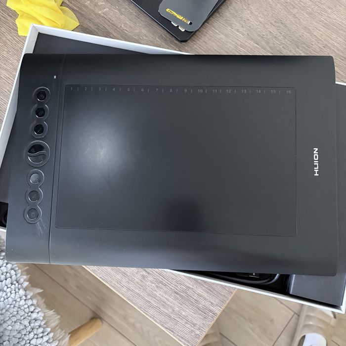 Графічний планшет Huion H610PRO V2.