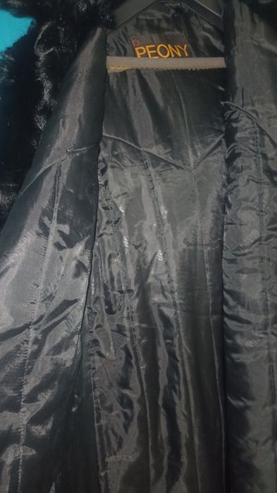 Długie futro naturalne z kapturem futro z kozic