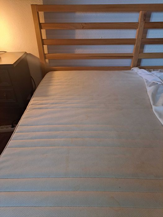 Cama casal 160x200 Ikea TARVA + Colchão Ikea MATRAND
