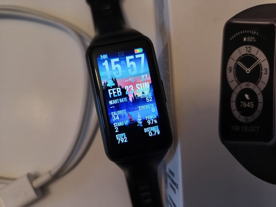 Opaska Smartband Huawei Band 6