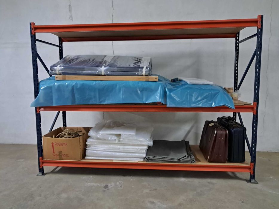 Estante metálica para arrumos medida C,  2,80  A,  2,00  L, 0,80