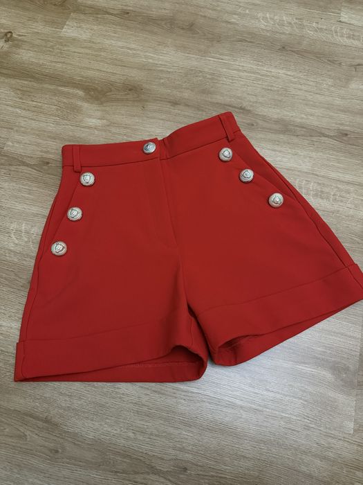 Шорти River Island