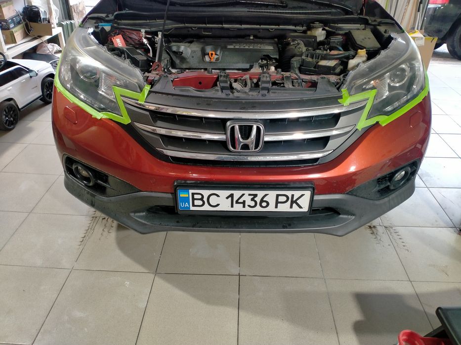 Поліровка фар.
Хімічна полірування фар (відновлення фар)