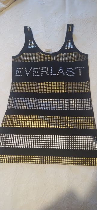 Top dourado e prateado da Everlast