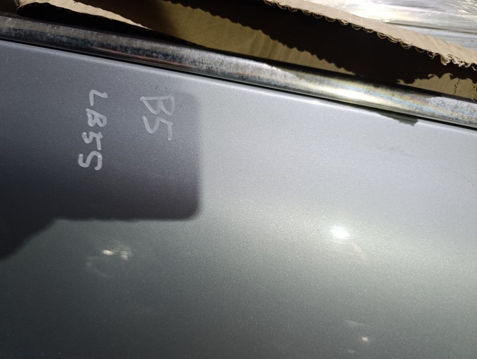 Продам двері passat b5 plus колір LB5S