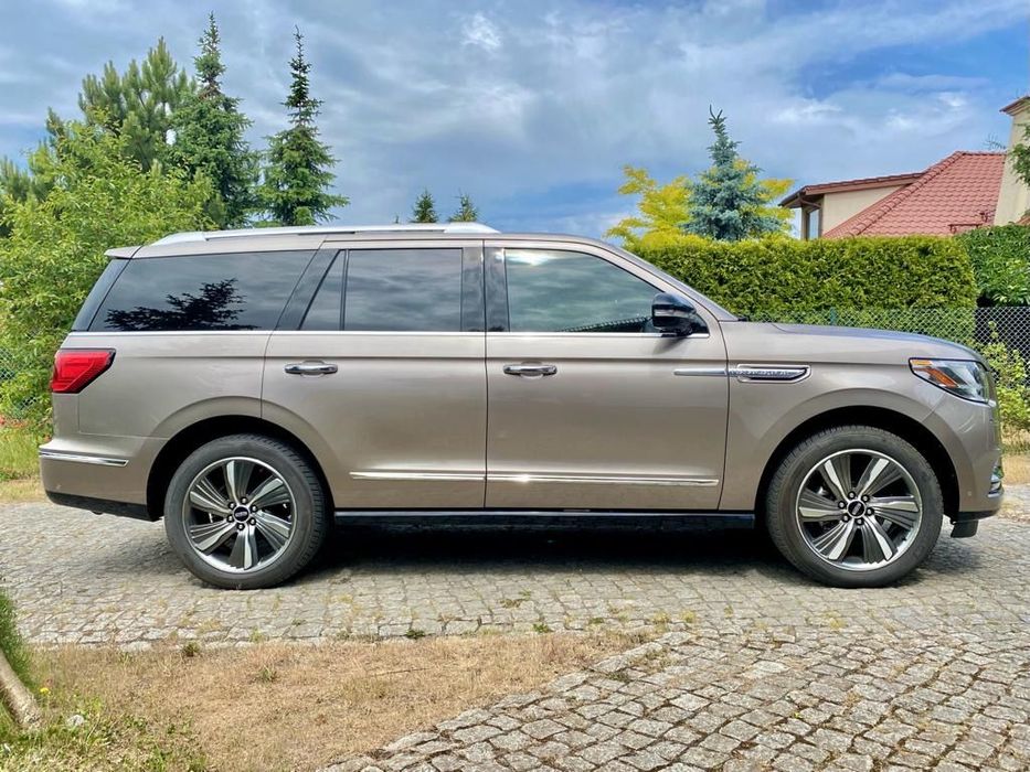 Lincoln Navigator