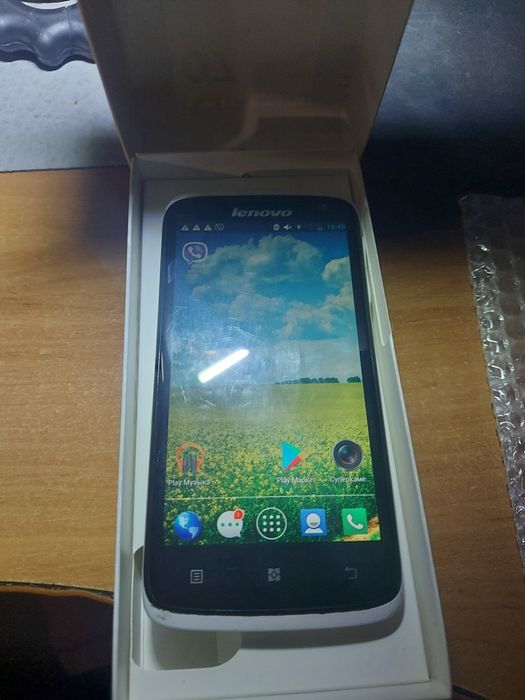 Samsung a30.Lenovo s820. Motorola g32