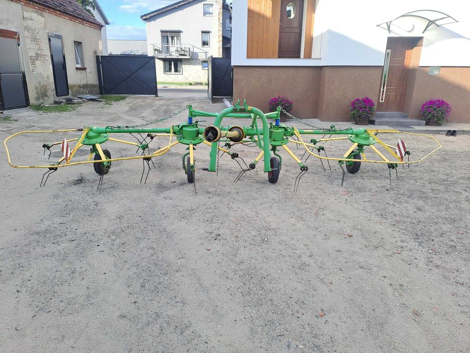 Przetrząsarka Claas W540, stan bardzo dobry, transport