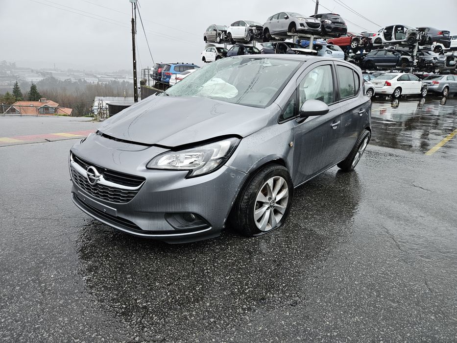Opel Corsa E 1.2i de 2018 para peças