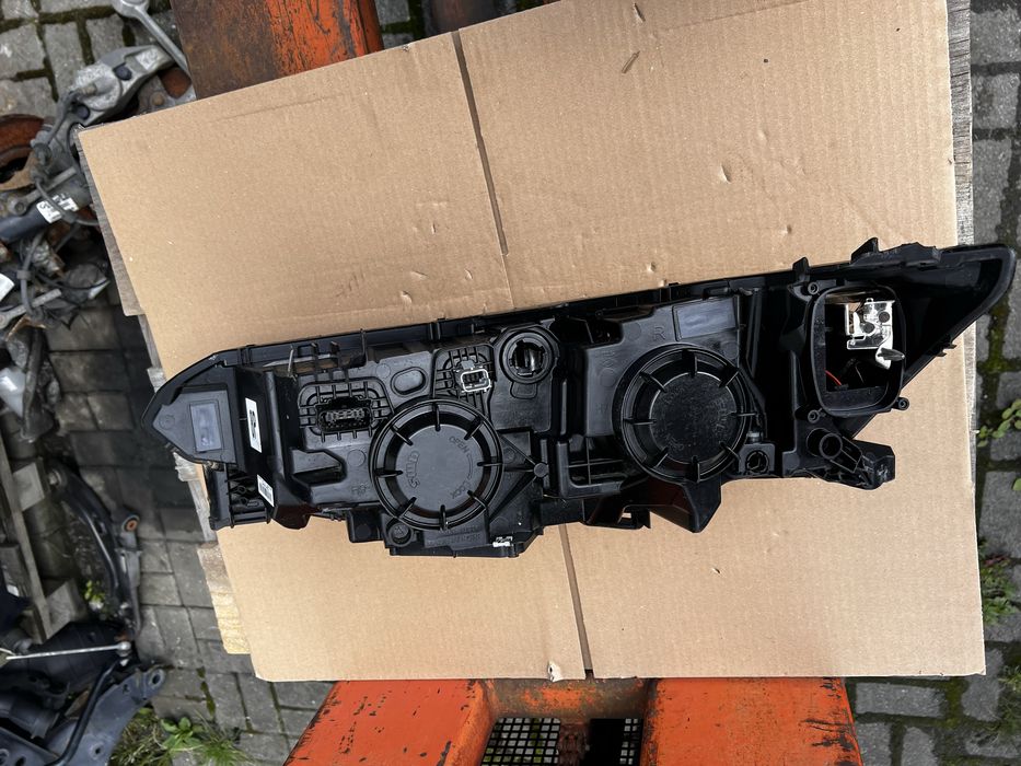 Renault talisman lampa prawa