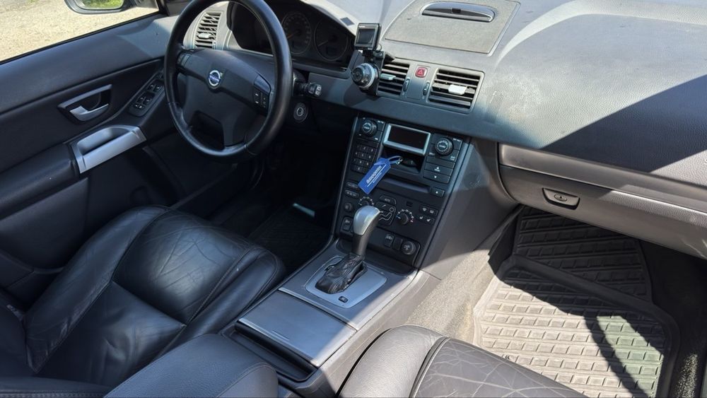 Volvo xc 90 повний привід