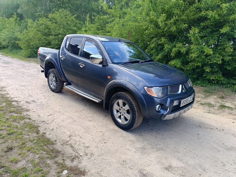Mitsubishi l200 2.5 anglik