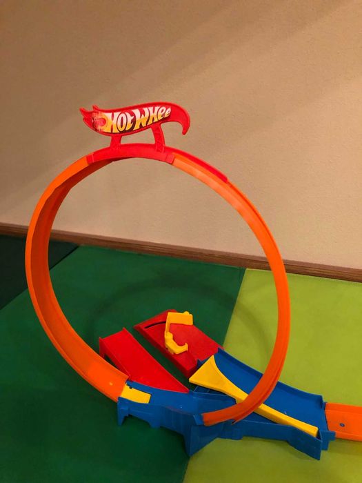 Hot Wheels – tor wyścigowy (bez samochodu)