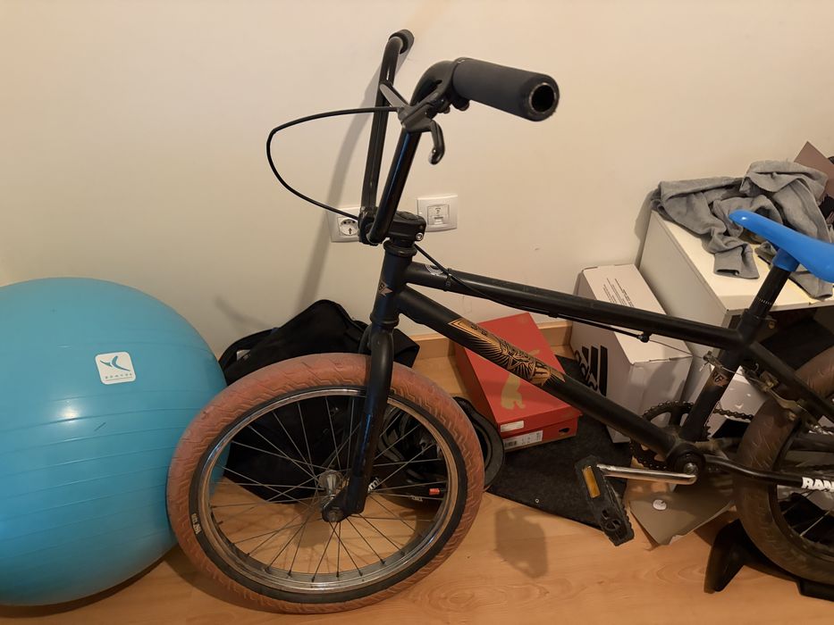 Bicicleta bmx para manobra
