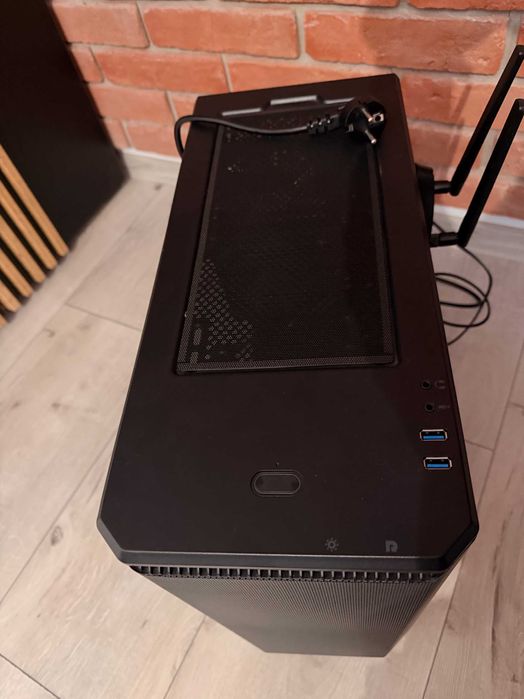 Komputer i7-8700 / 64GB RAM / GTX 1070 Ti / 1TB NVMe / Win 11 Pro