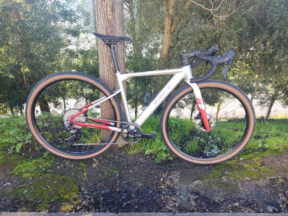 Bicicleta de gravel xs 12x1v nova