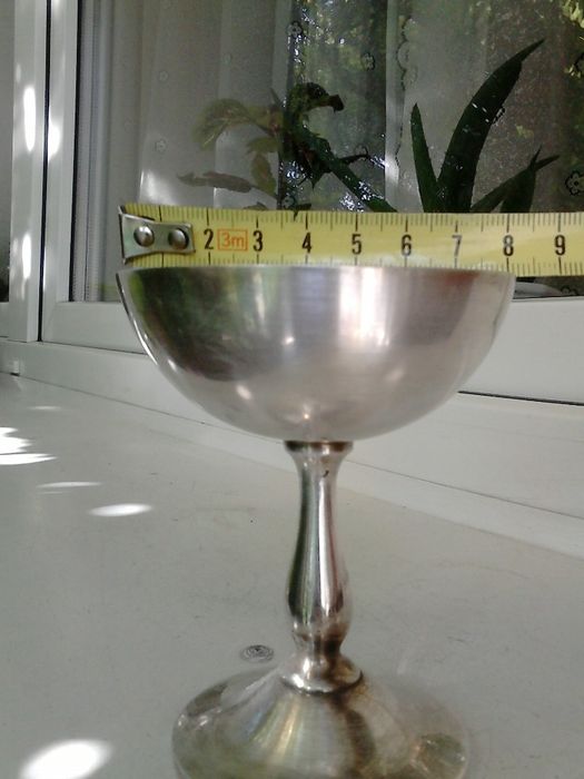 Pucharki kielichy zabytkowe plater oryginał