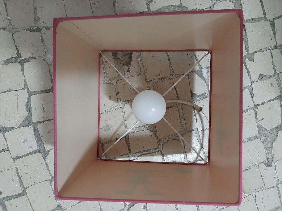 Candeeiro teto quarto menina com entrega em Lisboa e arredores