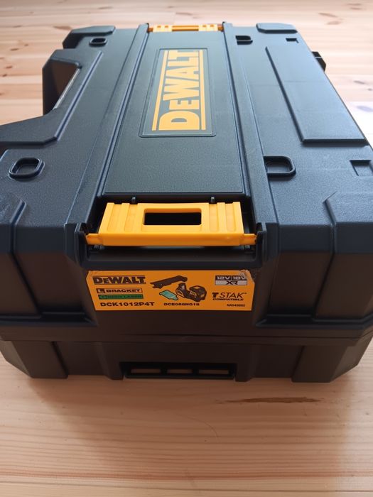 DEWALT DCE088NG18 laser 30m *NOWY**