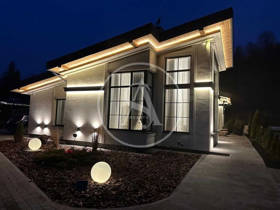 Будинок 200 кв.м. в котеджному містечку Карпати Славське Львівська