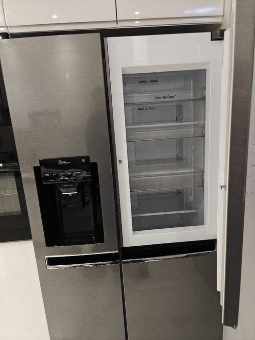 Lodówko-zamrażarka LG Side-by-Side Door-in-Door ThinQ 625L GSJ470DIDV