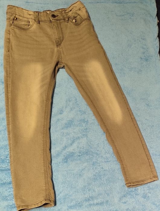 Spodnie 140-146, 3 sztuki