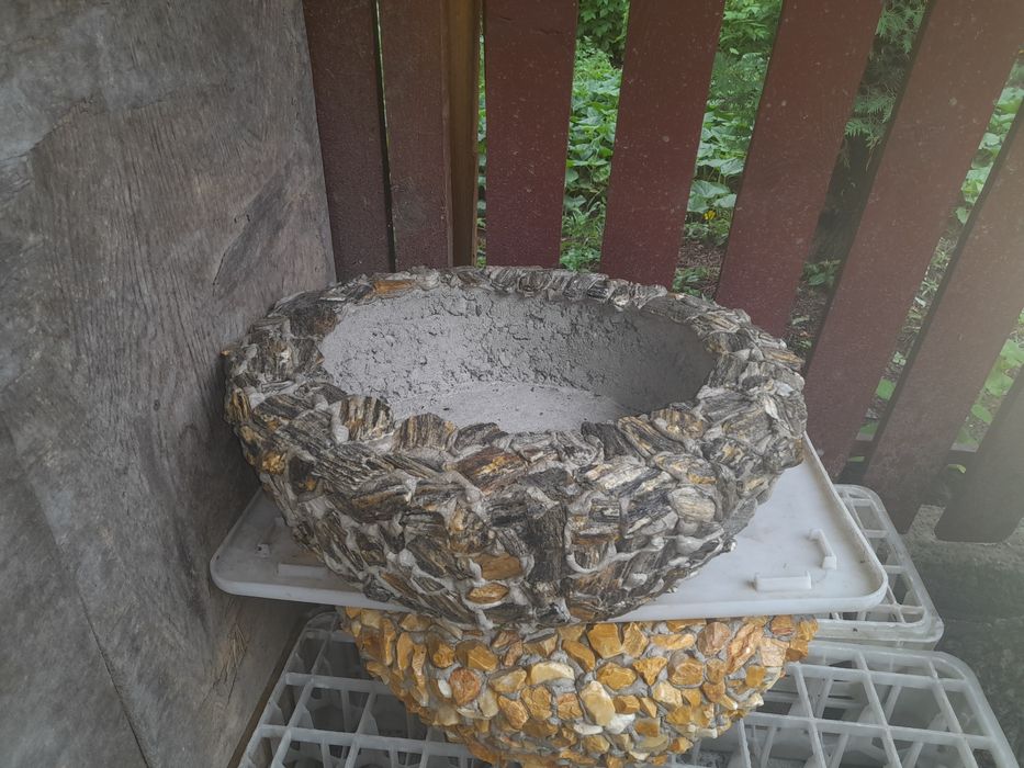 Misa z Betonu , idealna do ogrodu