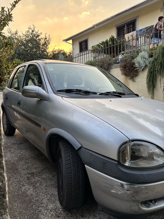 Opel Corsa B 1.0 12V