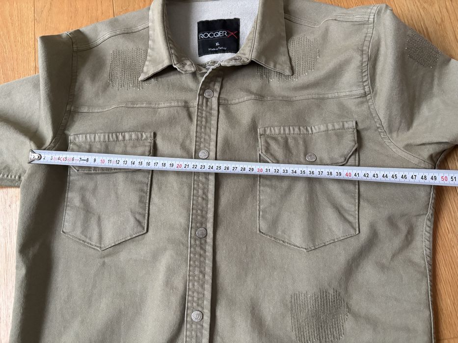 Koszula męska khaki z przetarciami