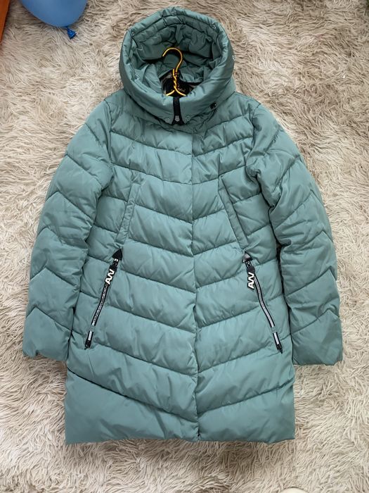 Пуховик жіночий зима