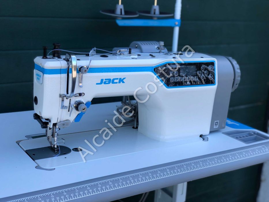 Máquina de costura industrial de duplo arrasto automática JACK H6