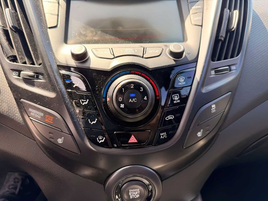 Hyundai Veloster Turbo      2015
