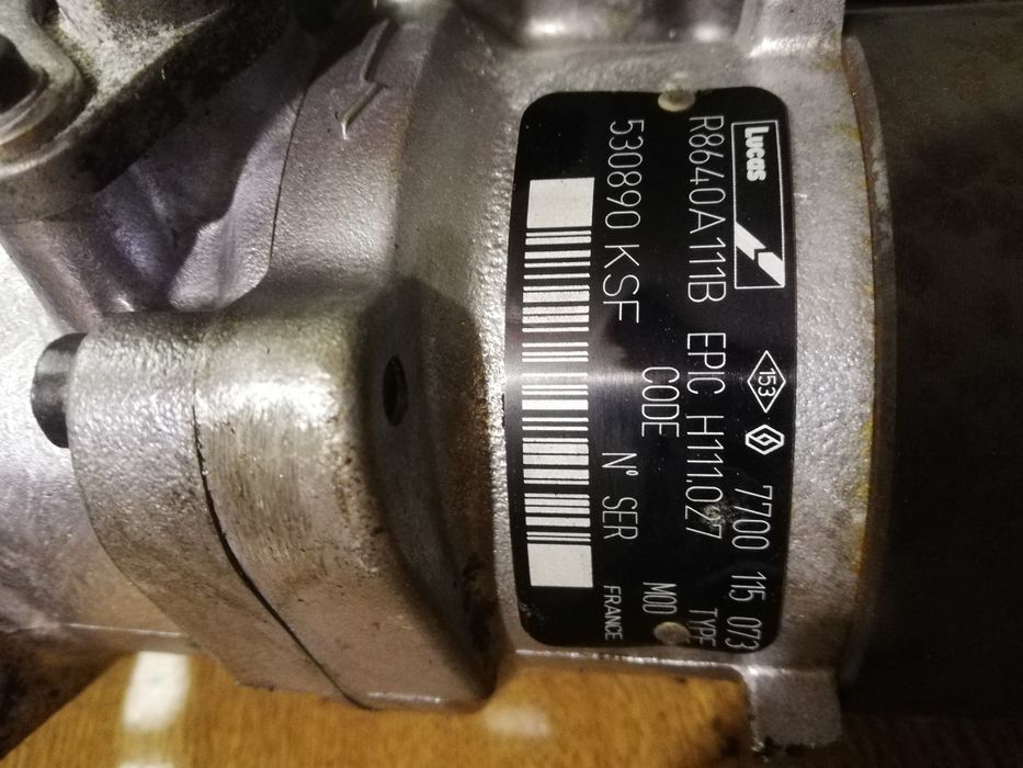 : Bomba Injetora e Coletor de Admissão Renault Kangoo/Megane - Motor F