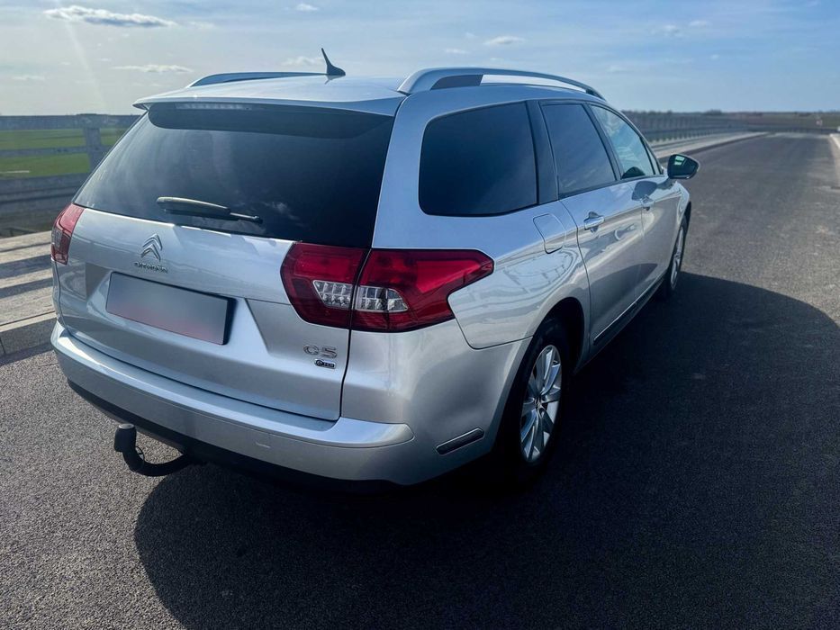 WYPOŻYCZALNIA wynajem samochodów osobowych BEZ KAUCJI