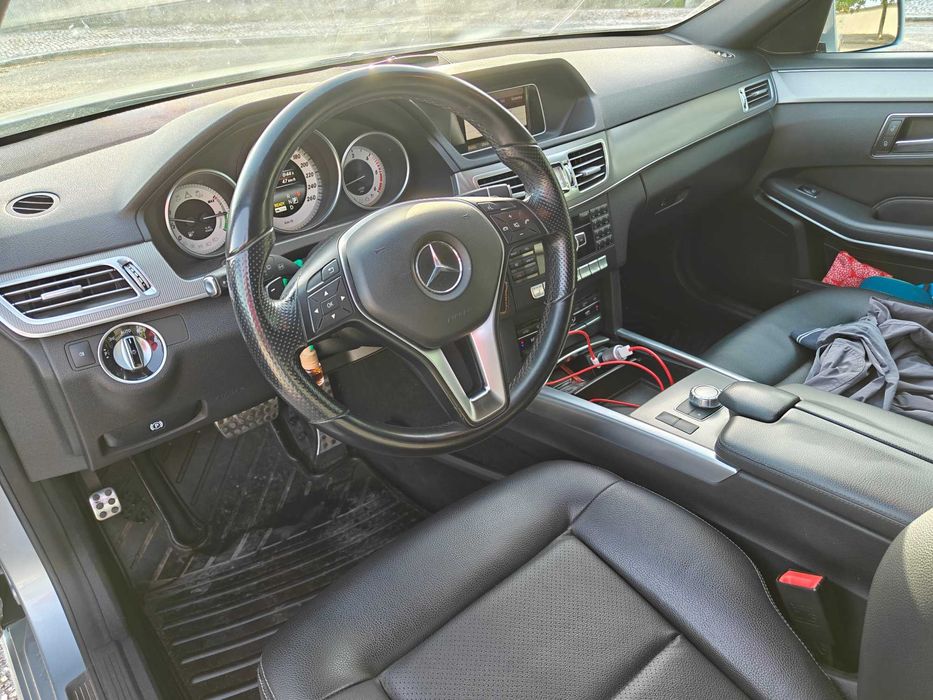 Mercedes-Benz E 300 Bluetec Hybrid