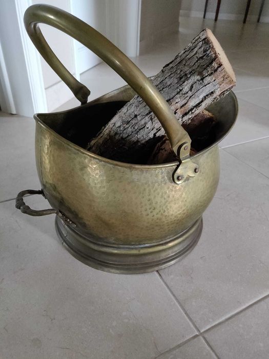 Balde antigo em latão