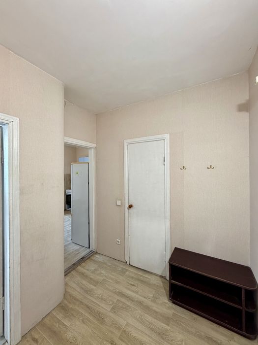 Продається 1 кімнтана квартира на ДВРЗ.Алматинська 39-З.Стара Дарниця.