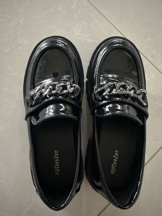 Buty dziewczece nowe