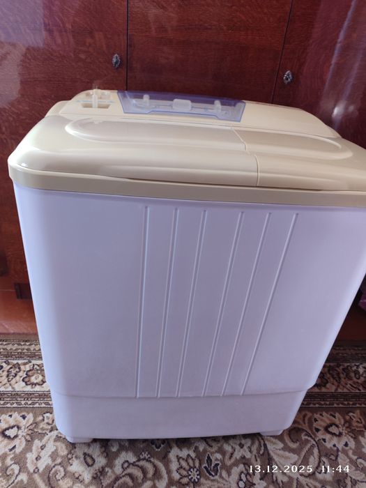 Пральна машина напівавтомат