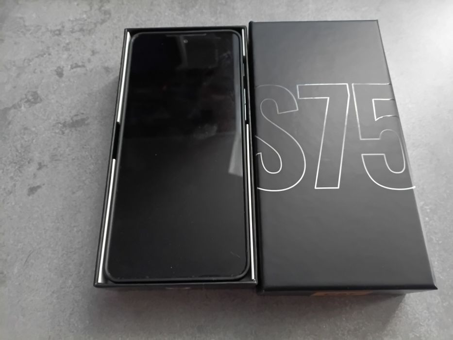 Smartfon cat s 75