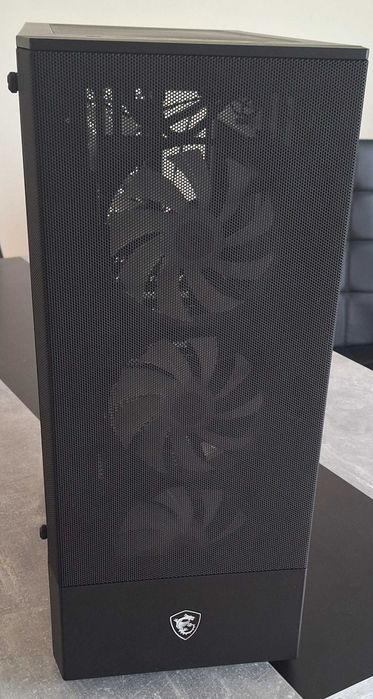 Caixa computador e Walter Cooler