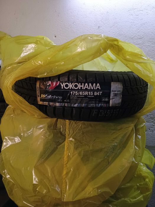 Opony zimowe Yokohama 175 65 r15 nowe