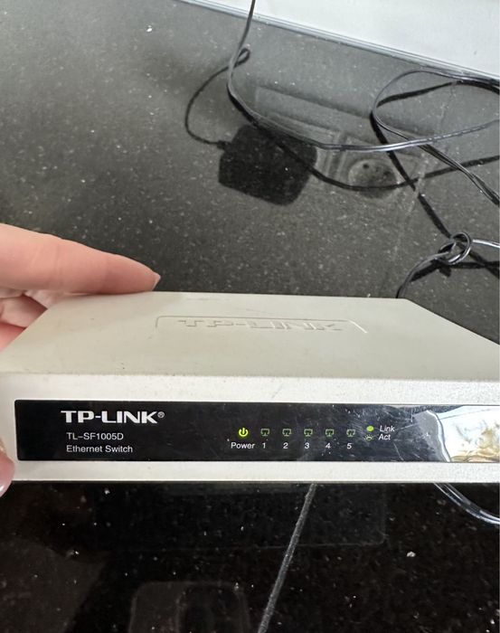 TP-LINK TL-SF1005D 5 portowy switch 10/100 Mbps
