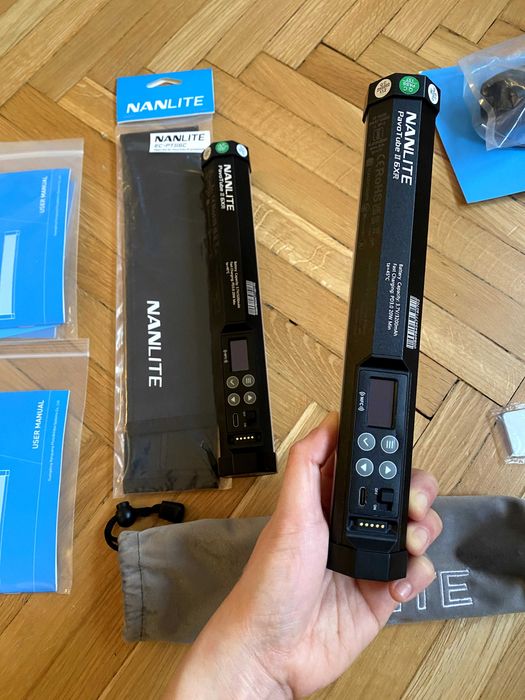 PavoTube II 6XR LED RGBWW Pixel Tube Light x2