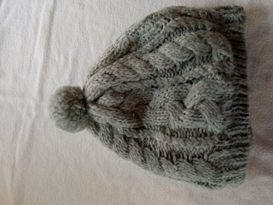 Beret czapka pompon warkocz szary 2-3 lata