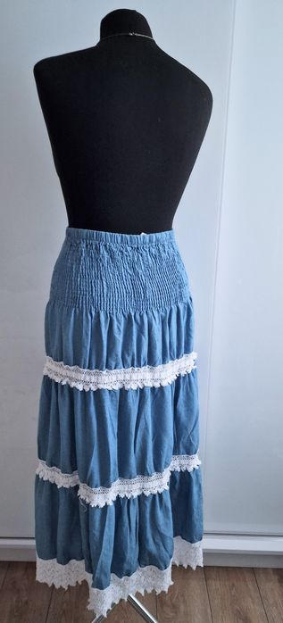 Spódnica jeans z koronką.